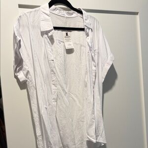 100% Cotton White Button Down Short Sleeve Shirt. Women’s.